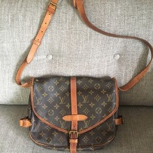 Great deal!  Authentic Samaur 30 Louis Vuitton